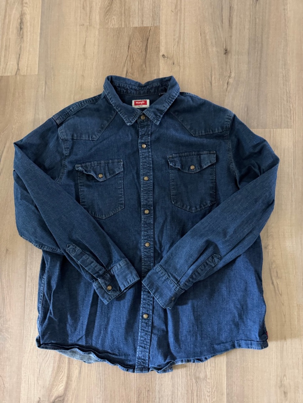 Wrangler Men’s Indigo Denim Western Shirt